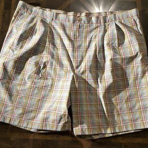 Roundtree & Yorke Pleated Plaid Golf Shorts 48 B&T